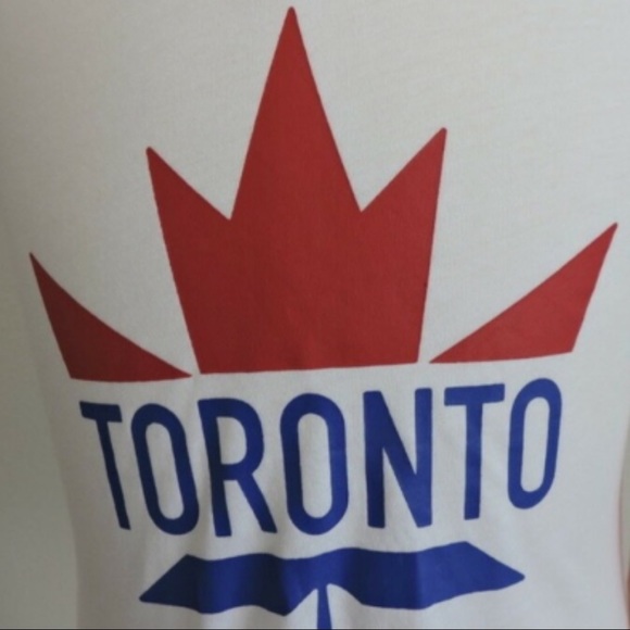 Hudsons Bay T-Shirt Toronto Canada 10-12 - Picture 2 of 6